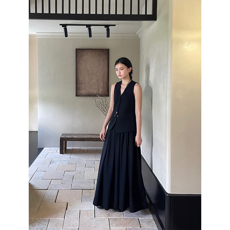 黒 スカート 大人のゆったりベスト付きスカート
