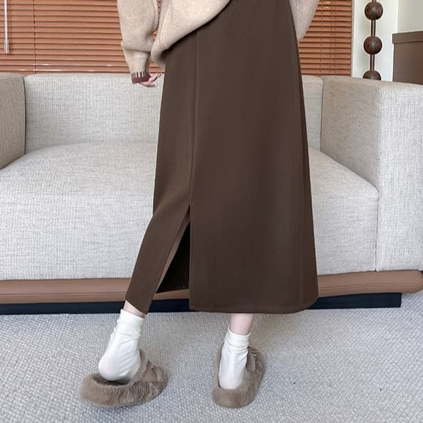 黒 スカート 裾ベンツ入りベーシックフレアスカート