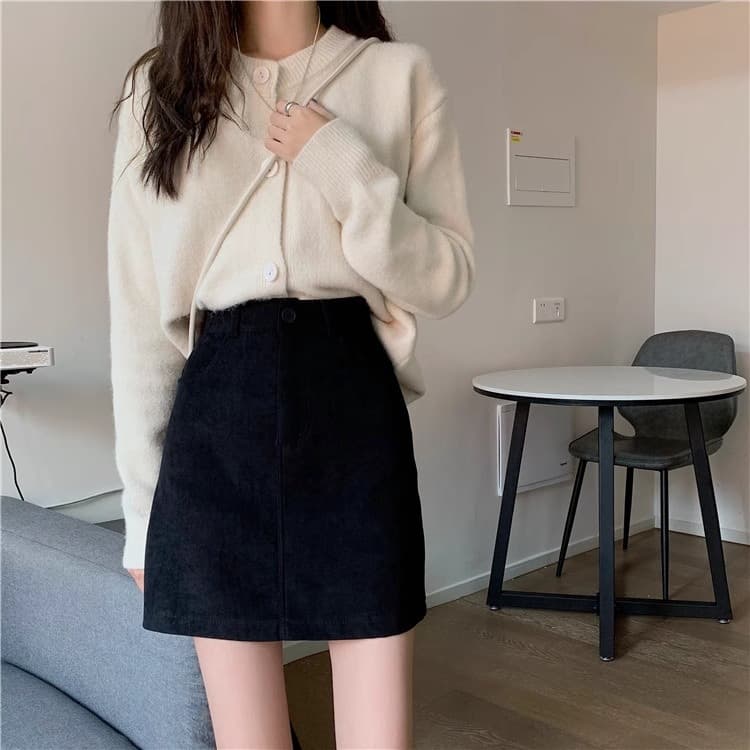 黒 スカート すっきりシルエット ミニスカート