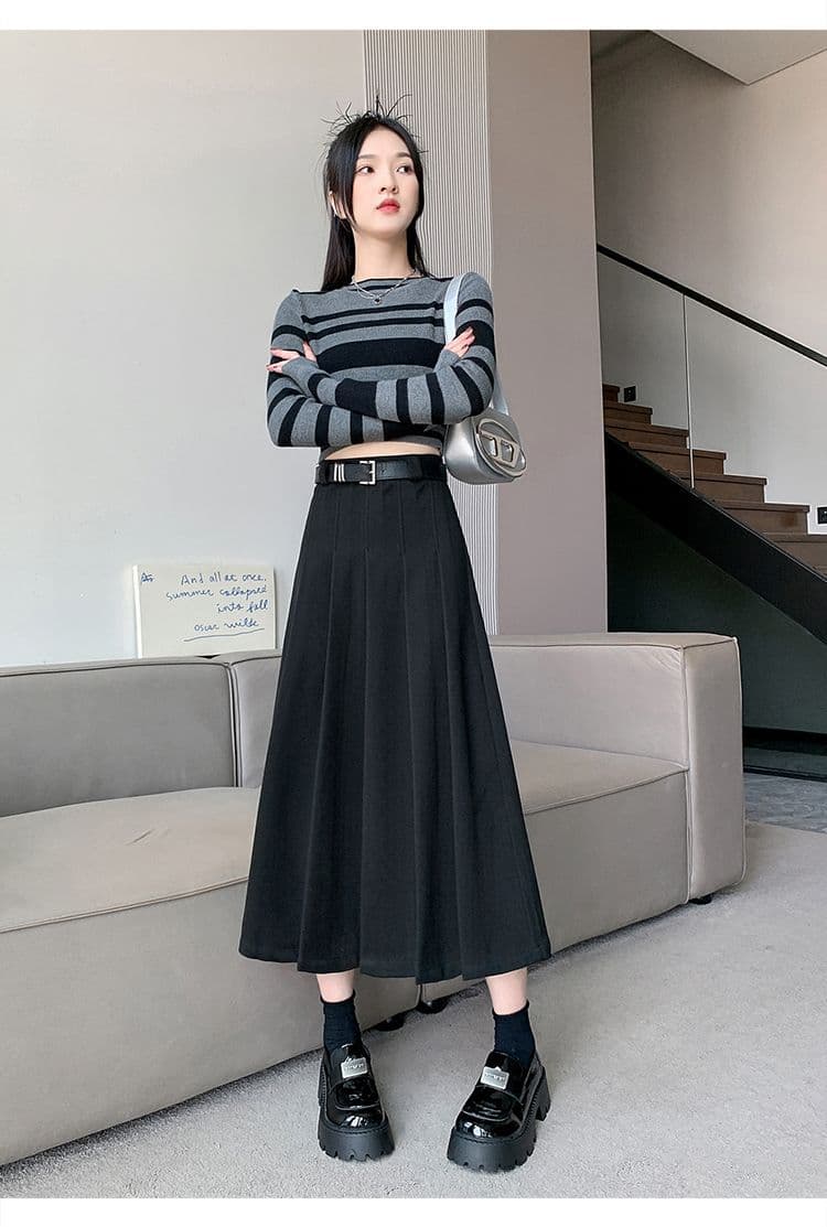 黒 スカート クラシカルプリーツロングスカート
