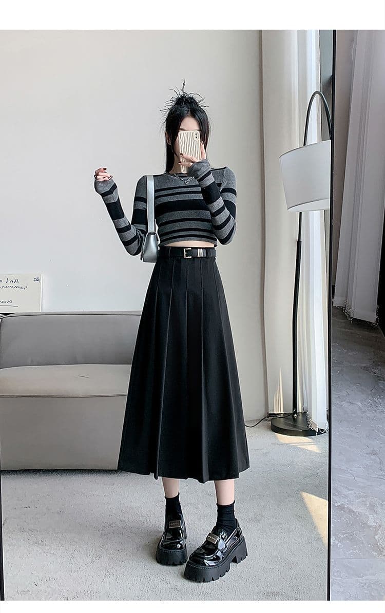 黒 スカート クラシカルプリーツロングスカート