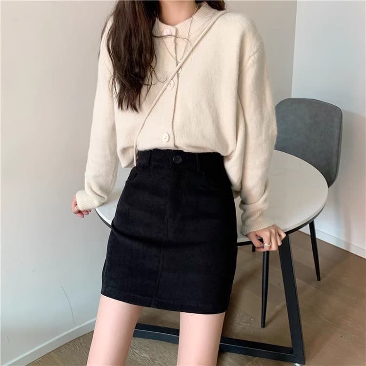 黒 スカート すっきりシルエット ミニスカート