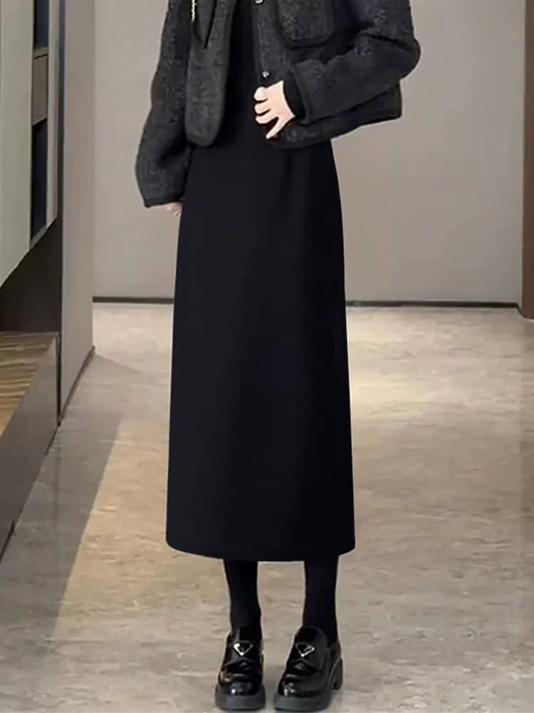 黒 スカート 裾ベンツ入りベーシックフレアスカート