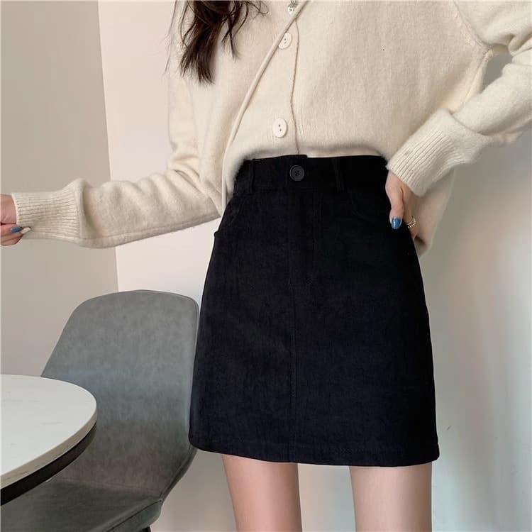 黒 スカート すっきりシルエット ミニスカート