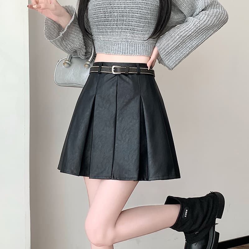 黒 スカート プリーツミニ レザースカート