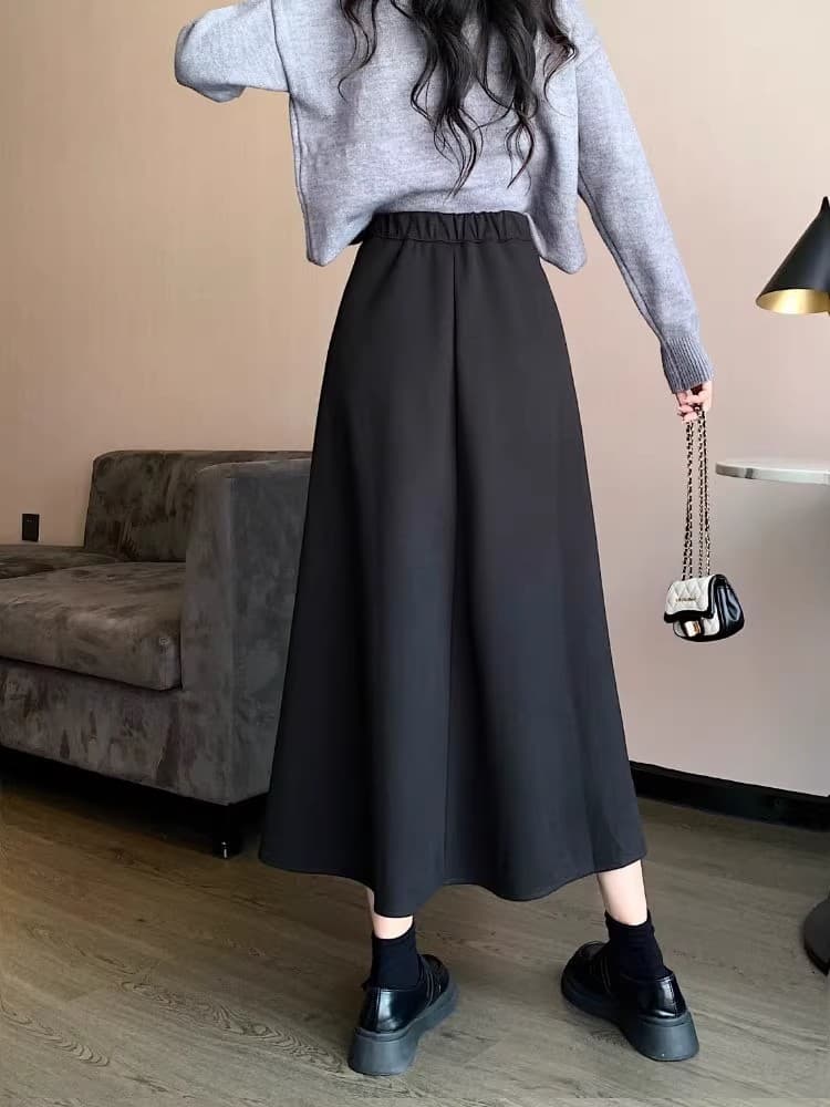 黒 スカート なめらか素材Aラインロングスカート