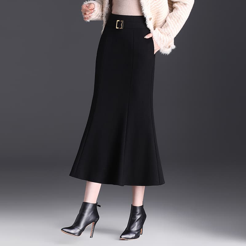 黒 スカート 上品なマーメイドシルエット ロングスカート