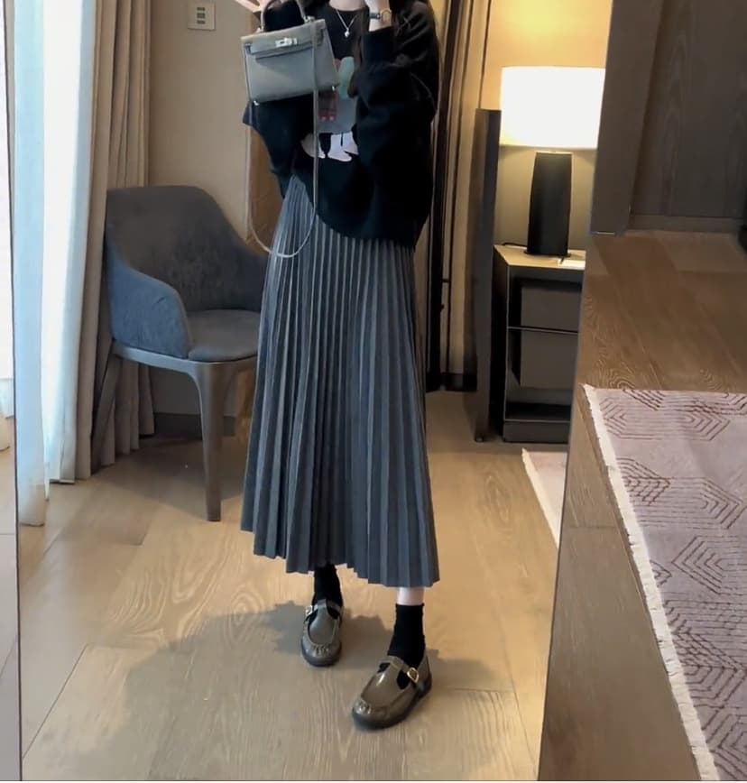 黒 スカート プリーツデザイン ロングスカート