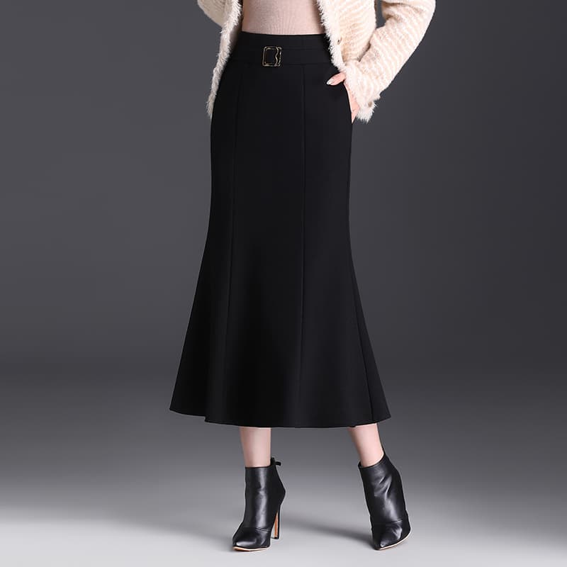 黒 スカート 上品なマーメイドシルエット ロングスカート