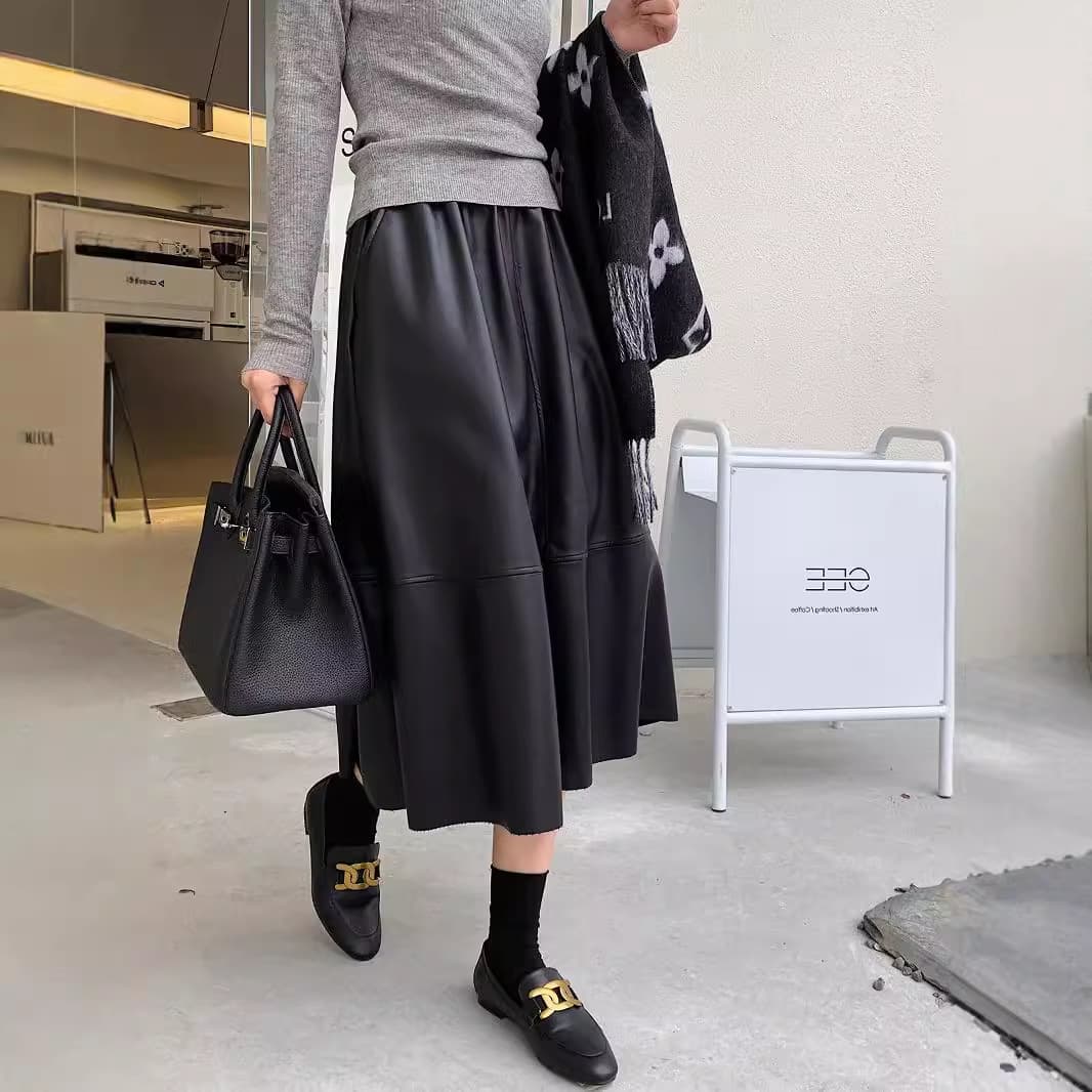 黒 スカート フレアデザインレザースカート 合皮ミモレ丈