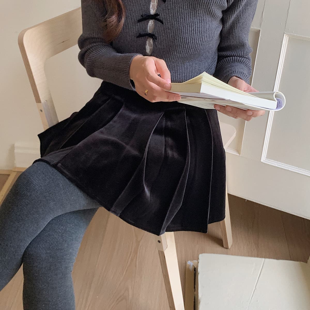 黒 スカート プリーツベロアミニスカート