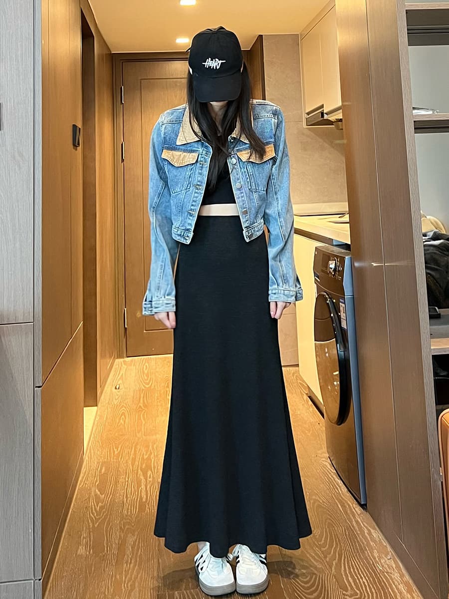 黒 スカート なめらかロングフレアスカート