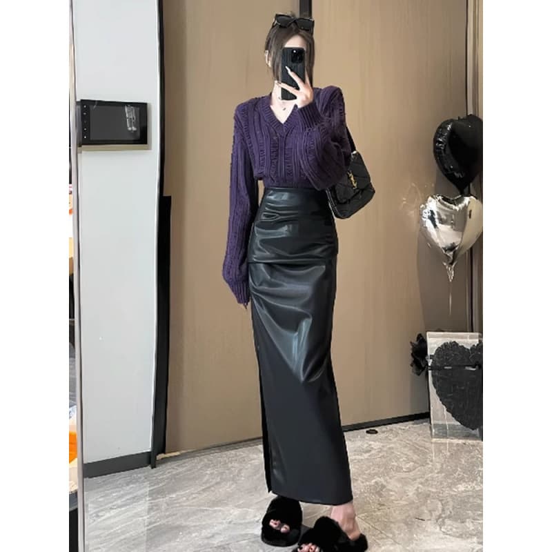 黒 スカート 光沢感際立つスリムスカート